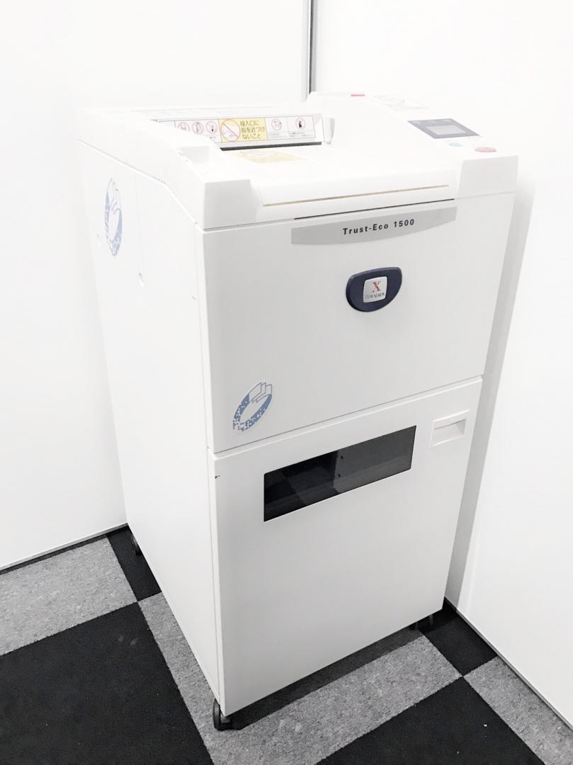 【業務用シュレッダー】大型サイズホッチキスもガツガツ裁断！
                        Trust-Eco 1500
                                    中古
            