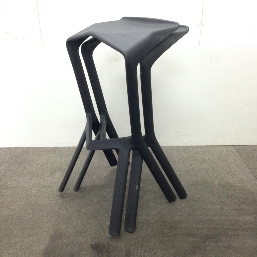 【限定2セット】お急ぎくださいませ！MIURAスツールの斬新で美しいチェアが入荷！
                        MIURA stool
                                    中古
            