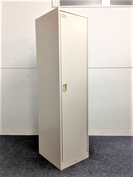 【ワイドタイプ】たっぷり収納可能で、ロッカー・掃除道具入れなどなど様々な使い方が可能！！
                        FZ
                                    中古
            