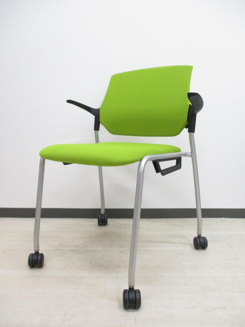 【最近トレンドのチェア8脚入荷】オフィスを明るくするライトグリーン！
                        ステンザ
                                    中古
            