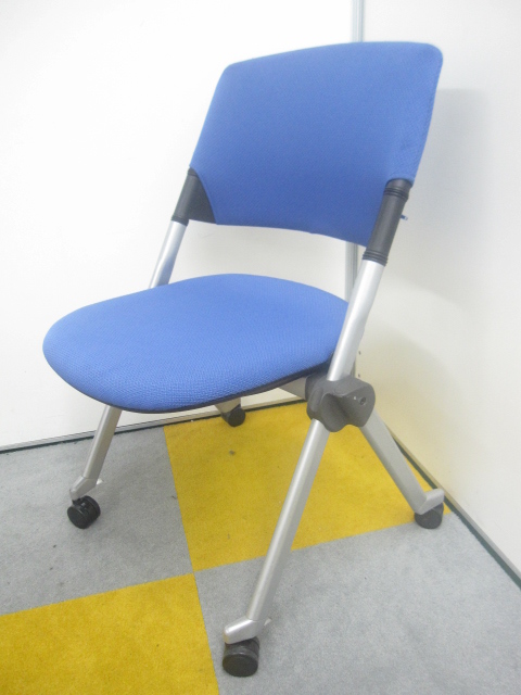 【専門業者によるクリーニング済み】【上下に重ねてと平行に重ねての両方が可能！】ミーティングチェア
                        リータⅡ
                                    中古
            