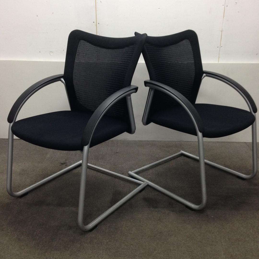 【2脚限定】イトーキ製◇KEシリーズ◇オシャレなブラックのチェア入荷です！
                        その他シリーズ
                                    中古
            