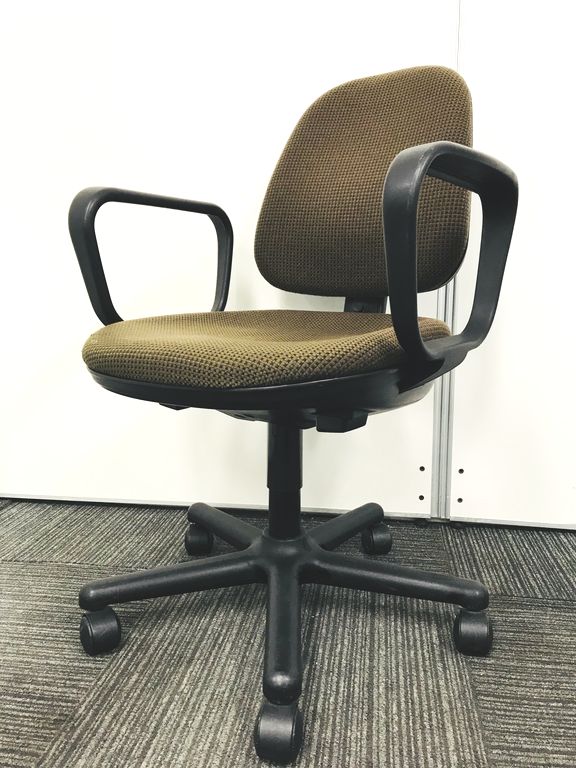 中古】 2745ZW オカムラ/okamura 肘付ローバックチェア 223559 - 中古