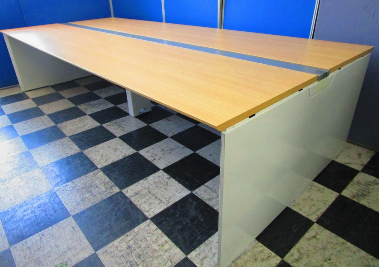 【限定1台！】オカムラ（okamura）フリーウェイ／色：ナチュラル（MK37)／4名使用推奨！／幅3200㎜／大人気フリアドレスデスク
                        プロユニットフリーウェイ 
                                    中古
            