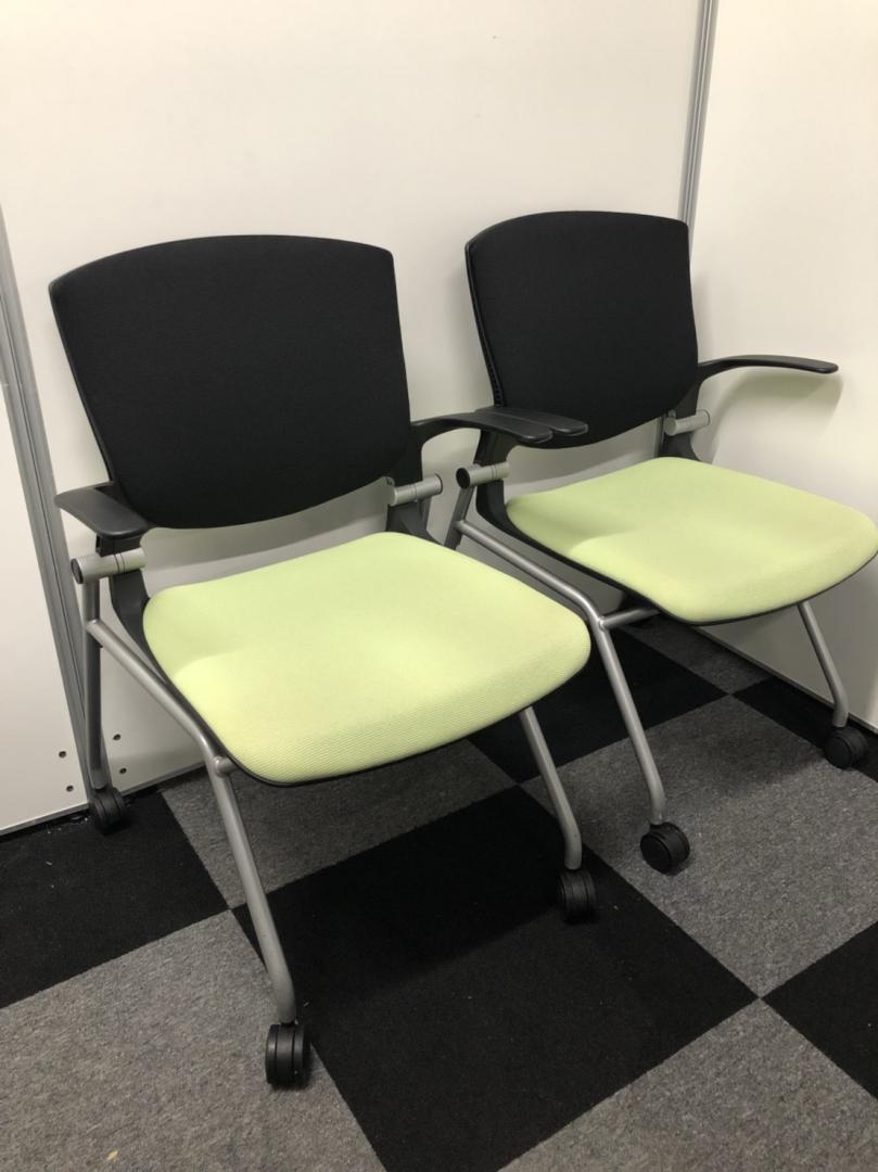 【2脚セット】国産のメーカーのミーティングチェアでございます！
                        グラータ
                                    中古
            