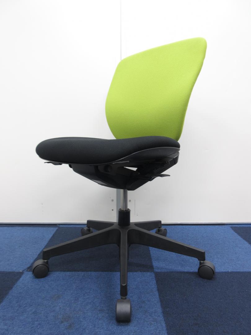 【12脚在庫有り!!ロット商品です!!】爽やかなオフィスを演出してくれるチェア!!【グッドデザイン賞受賞品】
                        プラオ
                                    中古
            