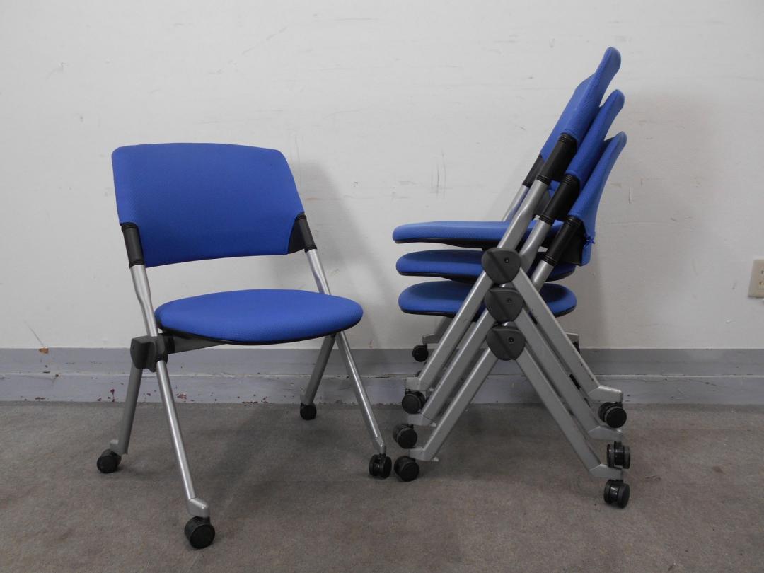 【KS】［お得な四脚セット］オカムラ　リータ　安定のブルーカラーでどんなシーンにもピッタリ！
                        リータ
                                    中古
            