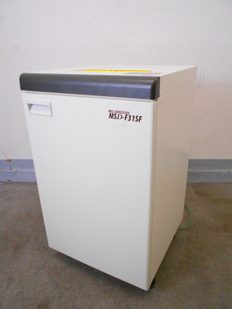 【KS】[動作確認OK][同時裁断55枚のハイパワータイプ]業務用シュレッダー　明光商会　MSD-F31SF
                        MSD-F31SF
                                    中古
            