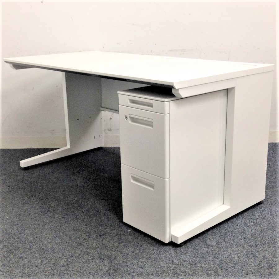 【嬉しいセット価格販売価格】｜10％オフ！ホワイトデスク＋ワゴンセット【コクヨ製】
                        iSデスクシステム
                                    中古
            