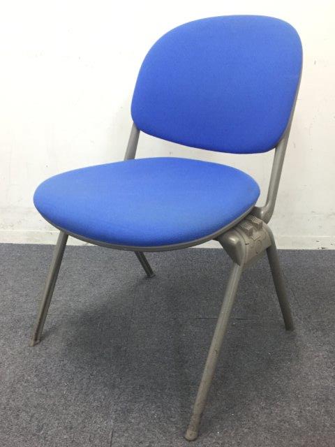 【4脚入荷！】スタッキングチェア｜定番のブルーカラー｜okamura製
                        その他シリーズ
                                    中古
            
