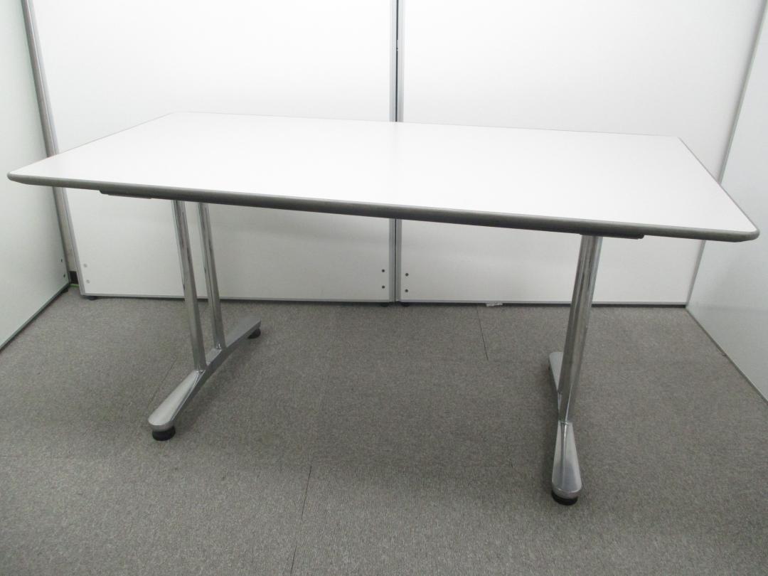 【人気商品につき、2台追加入荷！】■インターレイス（テーブル）｜INTER LACE｜高級テーブル■使い勝手の良いサイズ感！
                        インターレイス
                                    中古
            