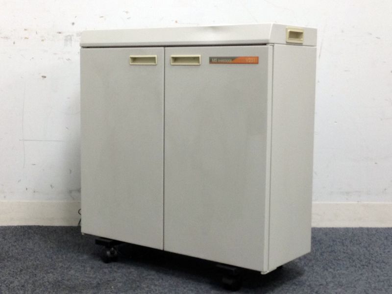 【スリムなシュレッダー｜1台限定入荷！】ちょっと目立つ凹みありでお値打ち！
                        その他シリーズ
                                    中古
            