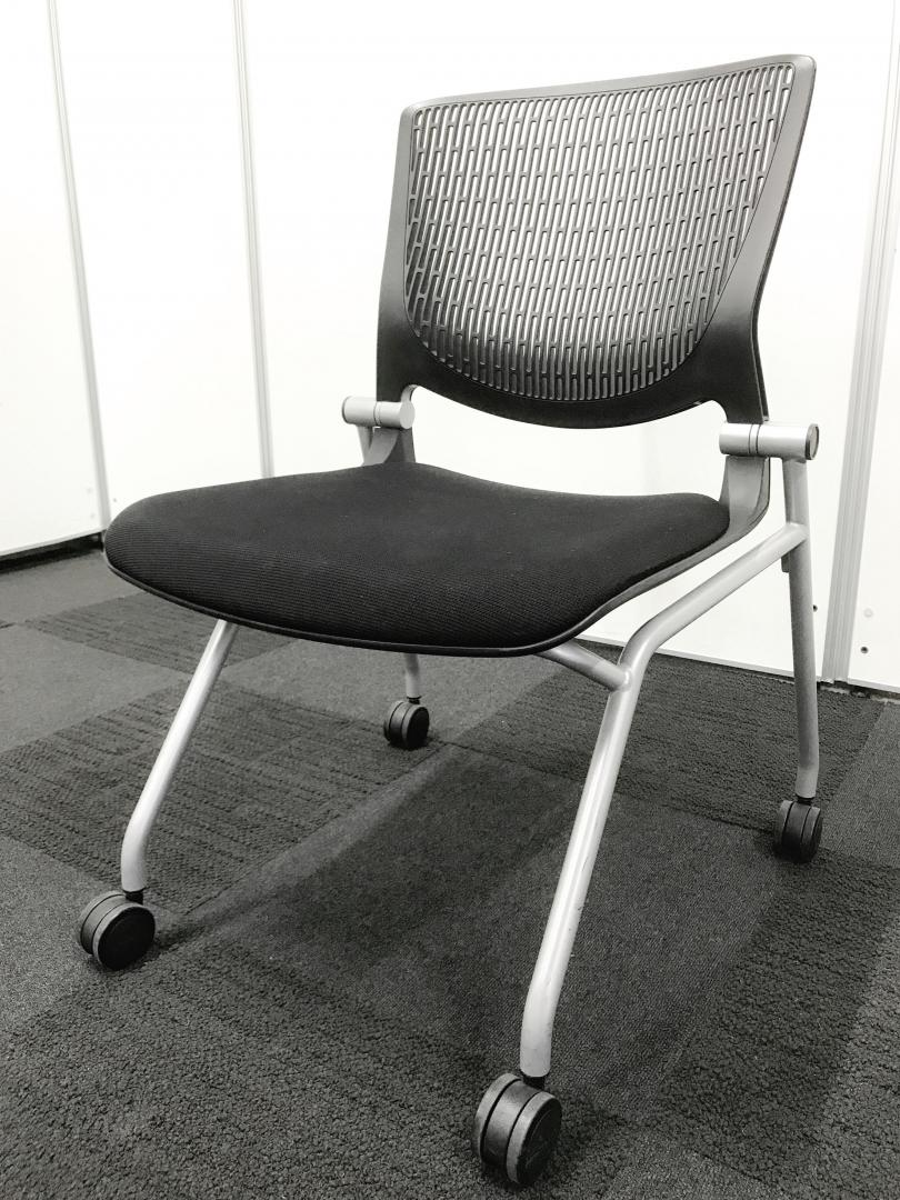 【定番ミーティング用チェア】背面ヌード仕様のオカムラ製グラータシリーズ【ゆったりサイズ感】
                        グラータ
                                    中古
            