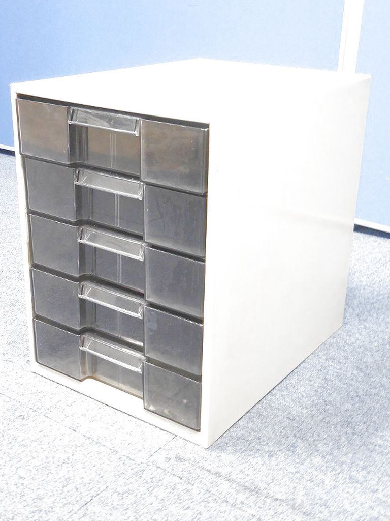 【5段タイプのレターケース】コクヨ製を入荷しました！
                        その他シリーズ
                                    中古
            