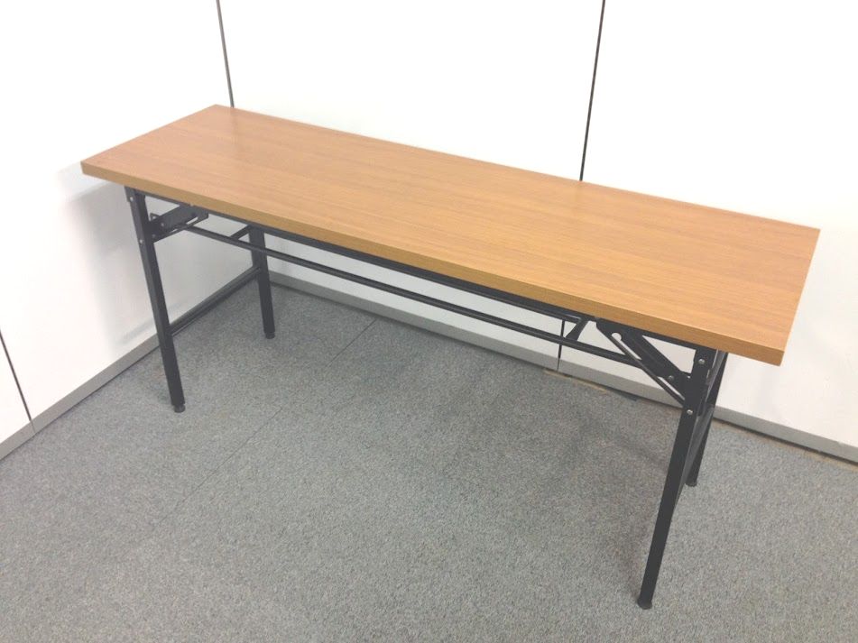 【折畳みテーブル・１台限定・幅１５００ｍｍ奥行４５０ｍｍ】■折畳みテーブル
                        -
                                    中古
            