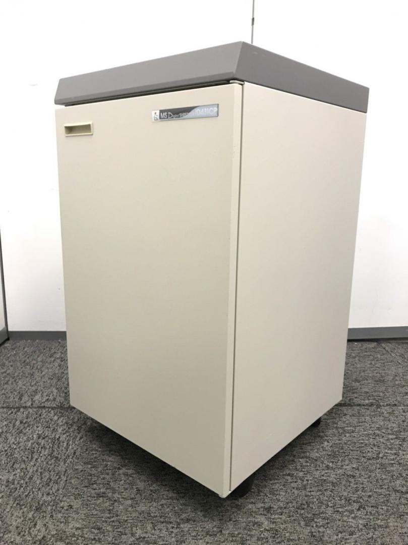 大型シュレッダーの入荷です！状態も綺麗で動作確認済みです！シュレッダーで有名な明光商会の商品です！
                        431CP
                                    中古
            
