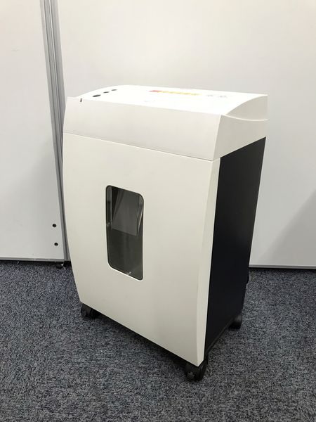 【新古品】【クロスカット】A4対応シュレッダー　廃盤品につき、店頭サンプル品をご提案！
                        S50
                                    新古品
            