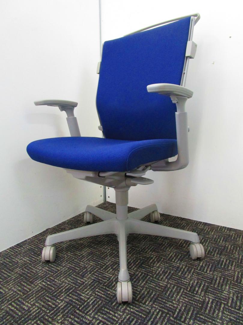 【状態良好品！】様々な調節機能であなたにジャストフィット！ワンランク上の座り心地をどうぞ！【中古オフィス家具】【さいたま市】
                        エスクード
                                    中古
            