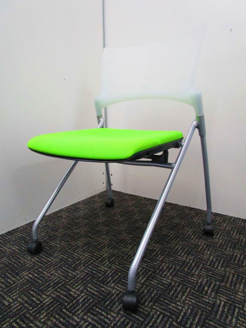 【残り3脚の為お安く！】ベンディングシートで長時間座っても疲れにくいチェア！【【軽快なデザインと鮮やかなライトグリーン！】
                        マノス
                                    中古
            