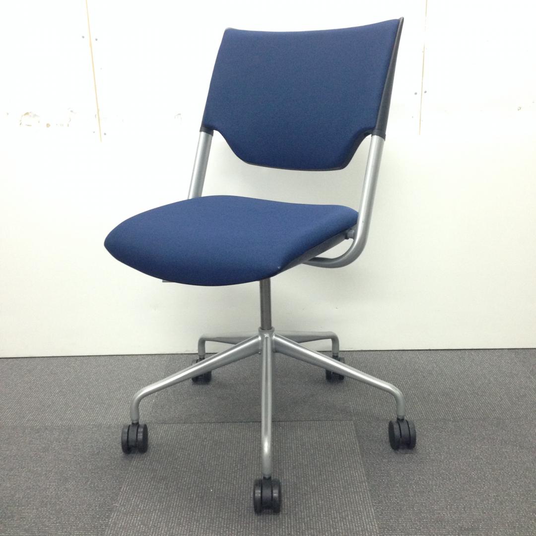 【限定8台入荷】国内トップメーカーのミーティングチェアが入荷致しました☆尼崎店淀川区北区
                        レクシブ
                                    中古
            
