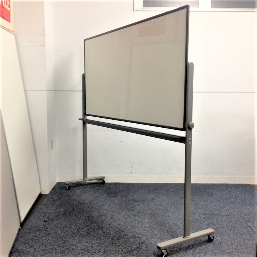 中古ホワイトボード　両面　無地　
                        その他シリーズ
                                    中古
            