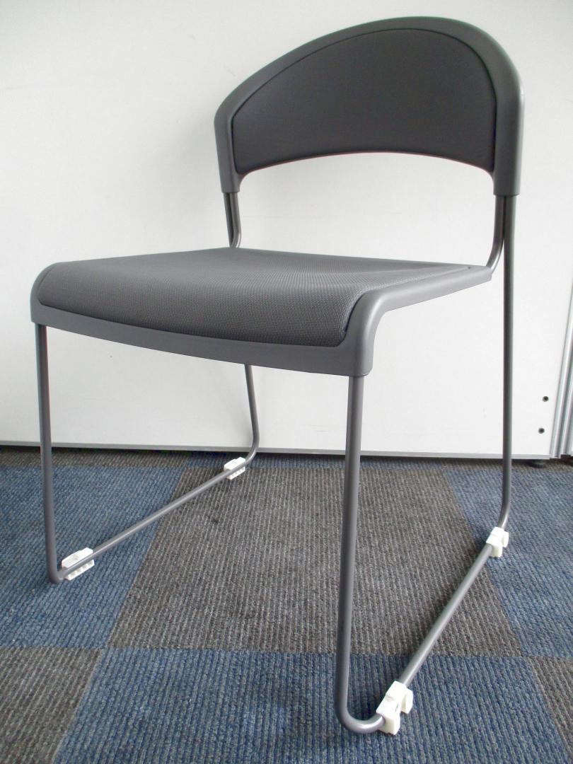 【端数の為お安くご提供！】軽量なスタッキングチェア!!【会議室におすすめ!!】
                        その他シリーズ
                                    中古
            