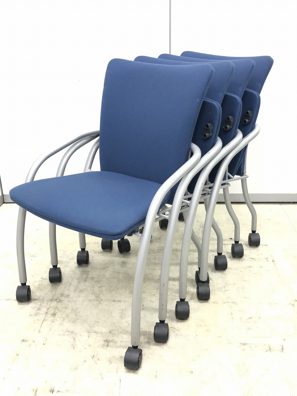 【4脚セット販売！！】セットの方がお得【プリエチェア】
                        プリエ
                                    中古
            