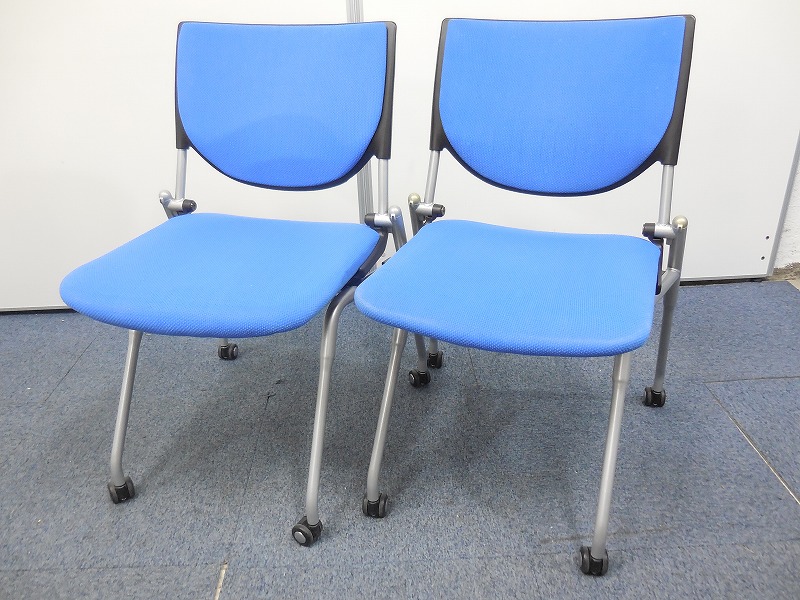 【二脚セット！！】収納便利！オカムラ製のネスティングチェアを8セット入荷！
                        プロスタック
                                    中古
            