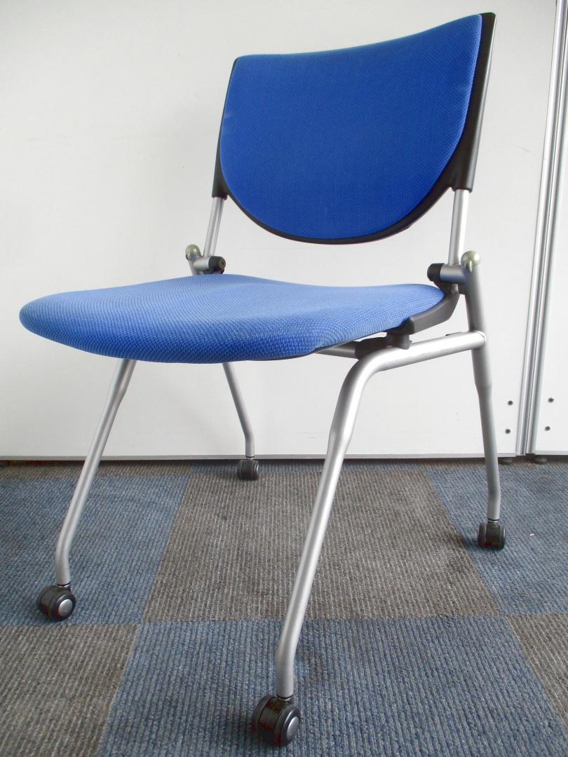 【収納に便利】ネスティング機能付き【スタイリッシュなデザイン】ブルー色
                        プロスタック
                                    中古
            