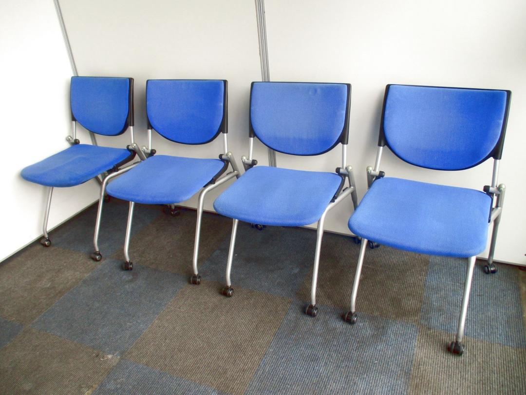 【スタイリッシュなデザイン】4脚おまとめセット割引中【爽やかなブルー色】
                        プロスタック
                                    中古
            