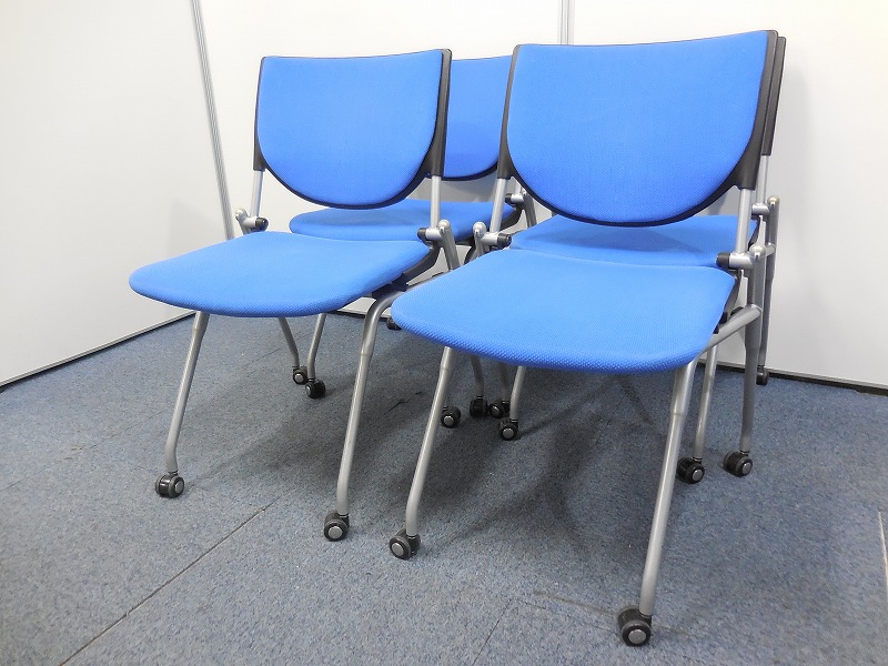 【4脚セット！！】折りたたんで収納！オカムラ製のネスティングチェアを4セット入荷！
                        プロスタック
                                    中古
            