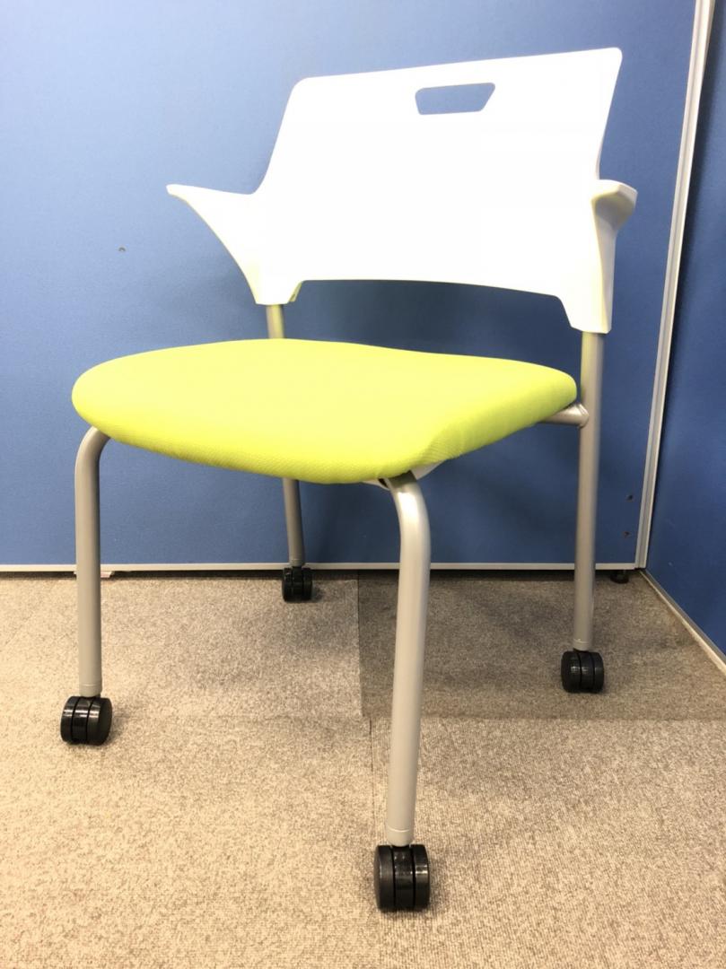 【在庫入替えのため特別価格】リフレッシュスペースやミーティングスペースにぜひ！！
                        その他シリーズ
                                    新古品
            