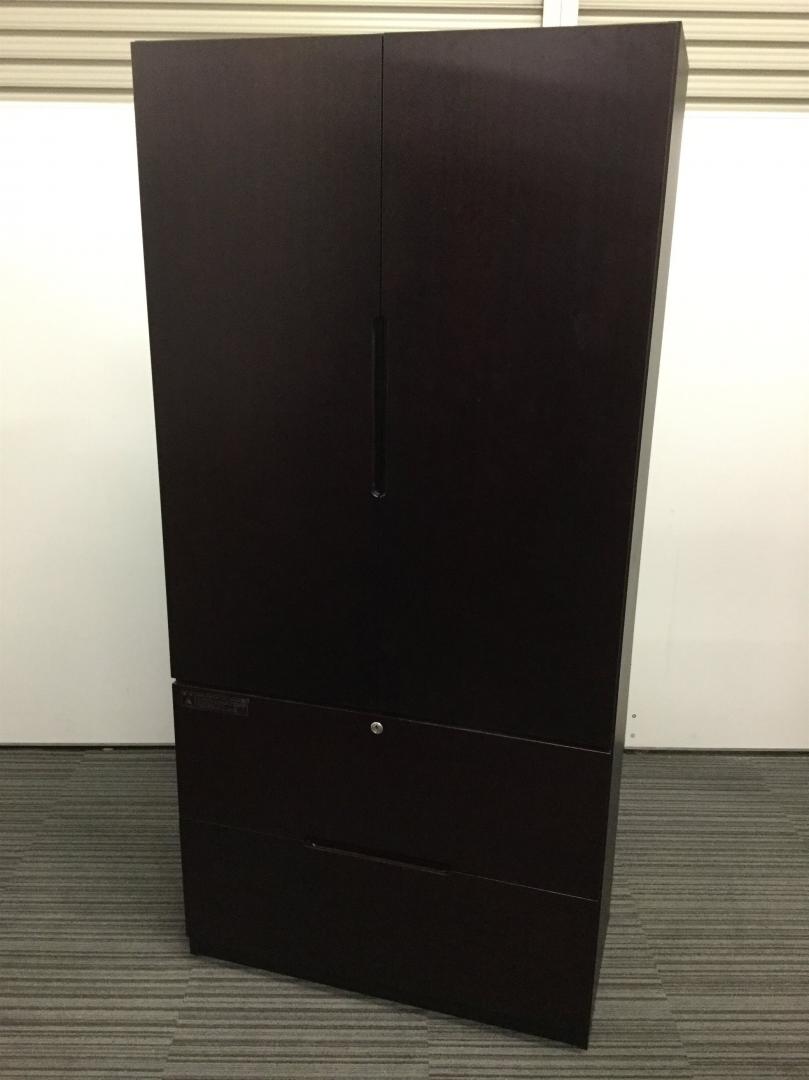 【限定1台】木製の役員用書庫がこの価格で！　高さ1790mm　内田洋行製
                        その他シリーズ
                                    中古
            