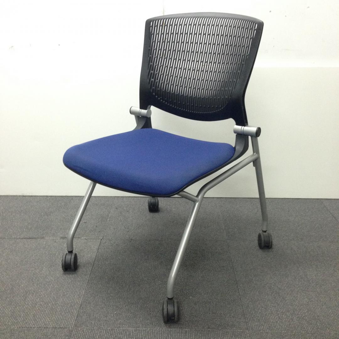 【20脚入荷！！】オカムラ製◆グラータ◆一味違った座り心地で上質な時間を！
                        グラータ
                                    中古
            