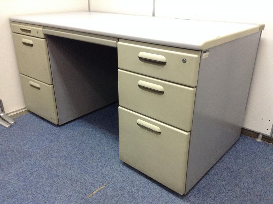 【使用感有りの為　特別価格！！】トップメーカー品　イトーキ製

                        CRY
                                    中古
            