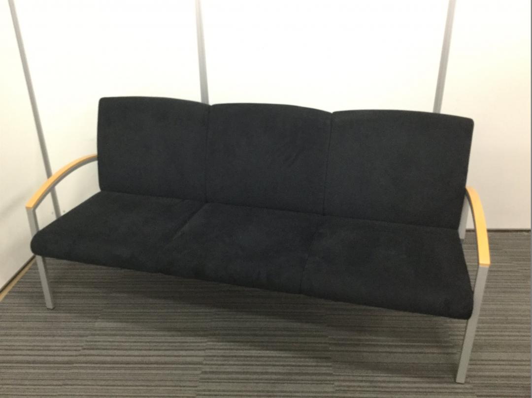 【限定１台】３人掛けソファー｜高級感溢れるブラックでシックなソファー入荷致しました！
                        その他シリーズ
                                    中古
            
