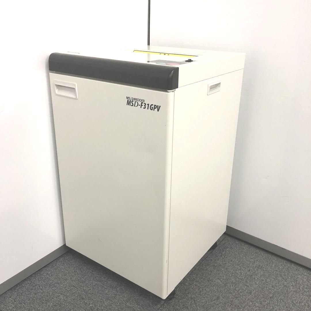 注目商品！！【７６リットルの大量収納シュレッダーの人気商品です！セキュリティー問題の解決や時間短縮の強い味方です！！】
                        MSシリーズ
                                    中古
            