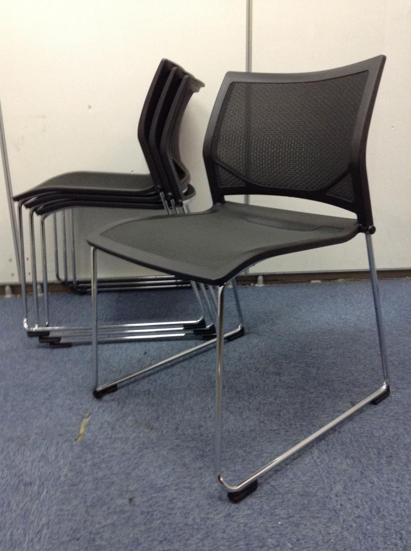 【4脚セット価格】ブラック色でオシャレなスタッキングチェア
                        その他シリーズ
                                    中古
            