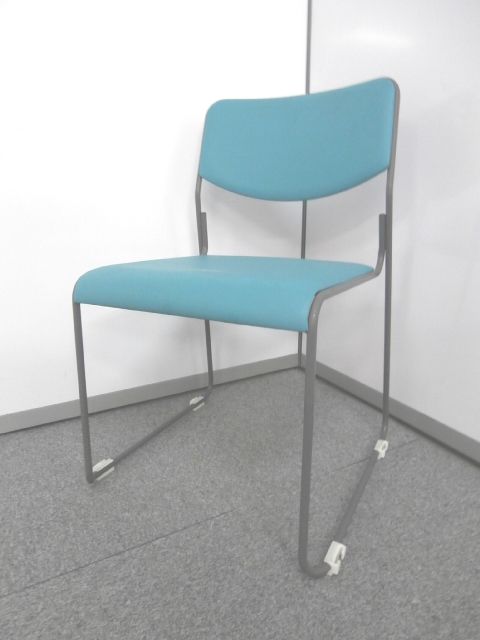 【１脚限定商品・スタッキングチェア】■その他メーカー　■スタッキングチェア　■１脚限定
                        -
                                    中古
            