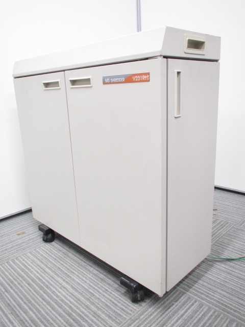 【業務用】シュレッダー　裁断枚数14枚　コンパクトタイプなシュレッダーです!【書類の処分にお困りの方必見!】
                        その他シリーズ
                                    中古
            