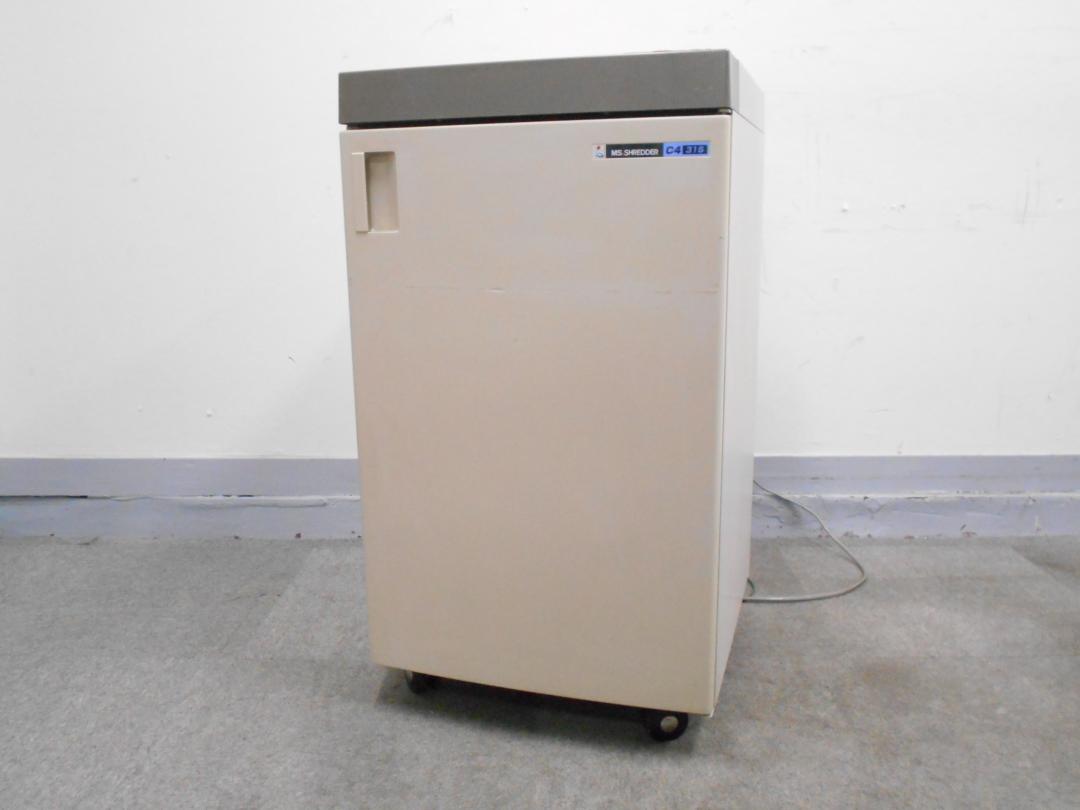 【KS】【最大裁断枚数20枚！】ワンクロスカットで情報を守ります！明光商会製、MS C431S！
                        C431S
                                    中古
            