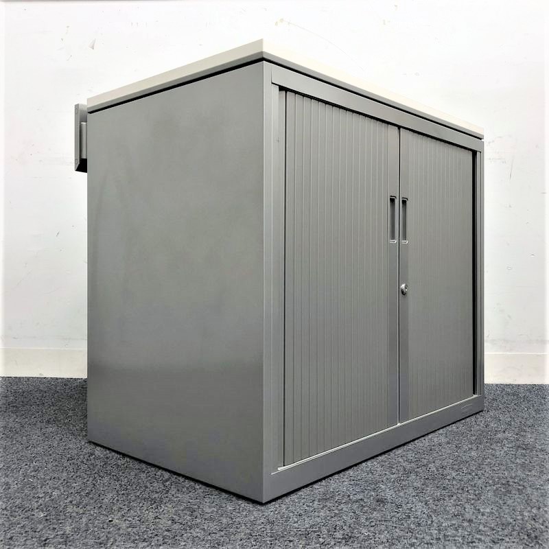 【希少商品1台入荷!!】シャッター扉タイプ、デスクサイドキャビネット【プロステージ】書類整理がはかどる優れもの！！
                        その他シリーズ
                                    中古
            