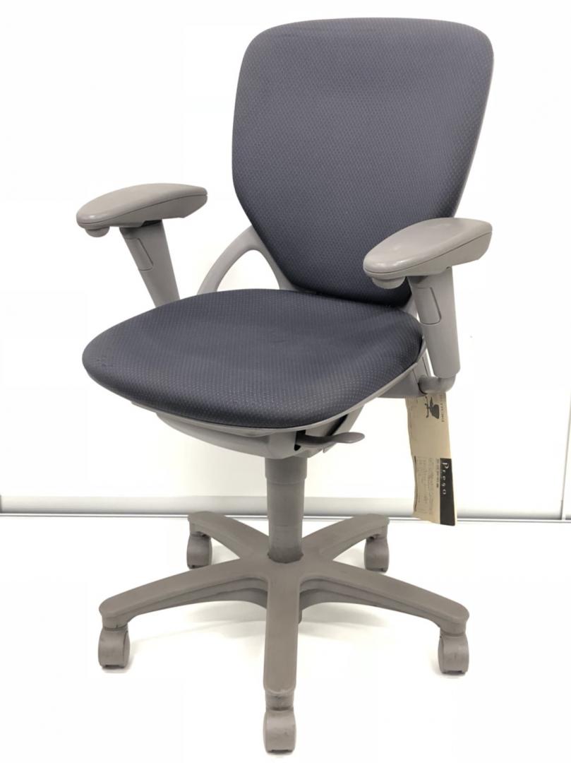 【2脚限定！】長く座る方にオススメのハイバック【アジャスタブル肘】
                        プレーゴ
                                    中古
            