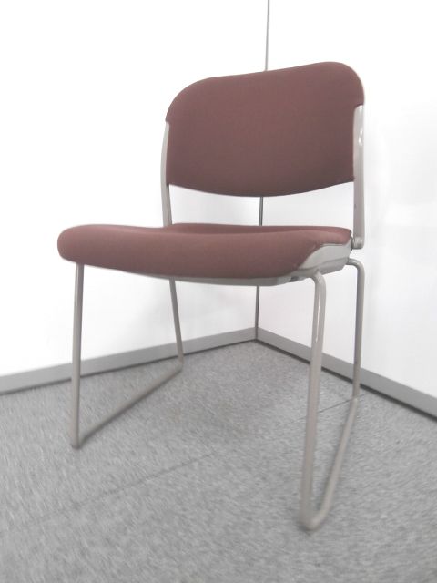 【セルフ・キャリブレーティング機能により背もたれが動き快適】■オカムラ製　■ピレッティコレクション　■スタッキングチェア
                        ピレッティコレクション
                                    中古
            