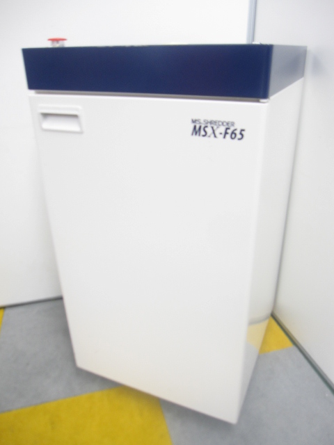 【最大裁断枚数65枚！（新品時）】【2012年高機能モデル！】オフィスシュレッダー
                        その他シリーズ
                                    中古
            