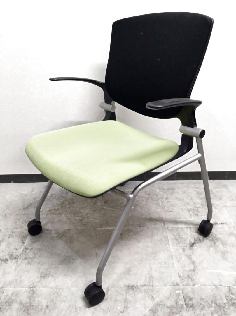 会議室・研修室でバッチリ｜明るい色合いでオフィスに安らぎをもたらします
                        グラータ
                                    中古
            