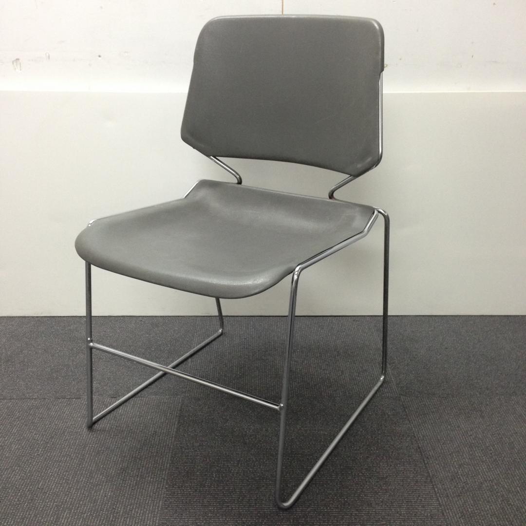 【在庫入替の為お安く！】matrix krueger　奇抜なデザインでオフィスのアクセントに！
                        matrix krueger
                                    中古
            