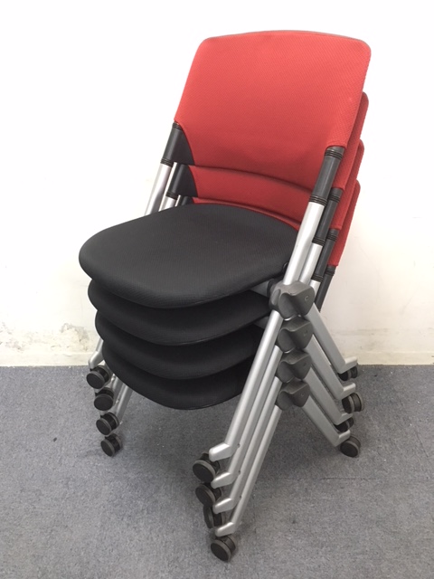 【４脚セット】オカムラ製　リータチェア｜鮮やかなレッドのスタッキングチェア入荷致しました！セットでいかがでしょうか！
                        リータ
                                    中古
            