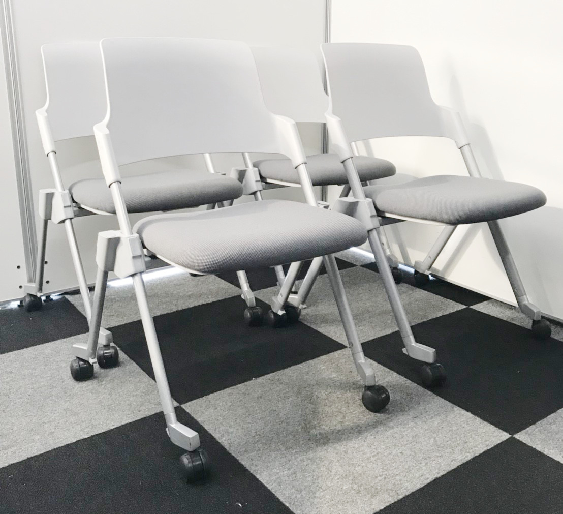 【4台セット】KOKUYO製アンフィチェア！セット価格にて販売！
                        アンフィ
                                    中古
            