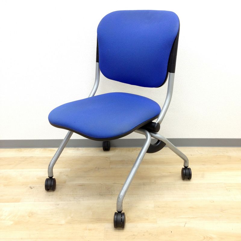 【キャスター付きで誰でも楽々！】オカムラ製、トーションライン【4脚入荷】【ブルーカラー】
                        トーションライン
                                    中古
            